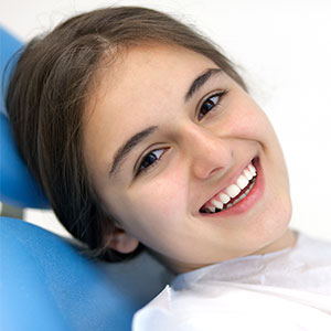 girl at dentist