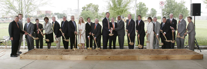 Groundbreaking for the UTHSC - Houston Research Park Complex on August 30, 2007.